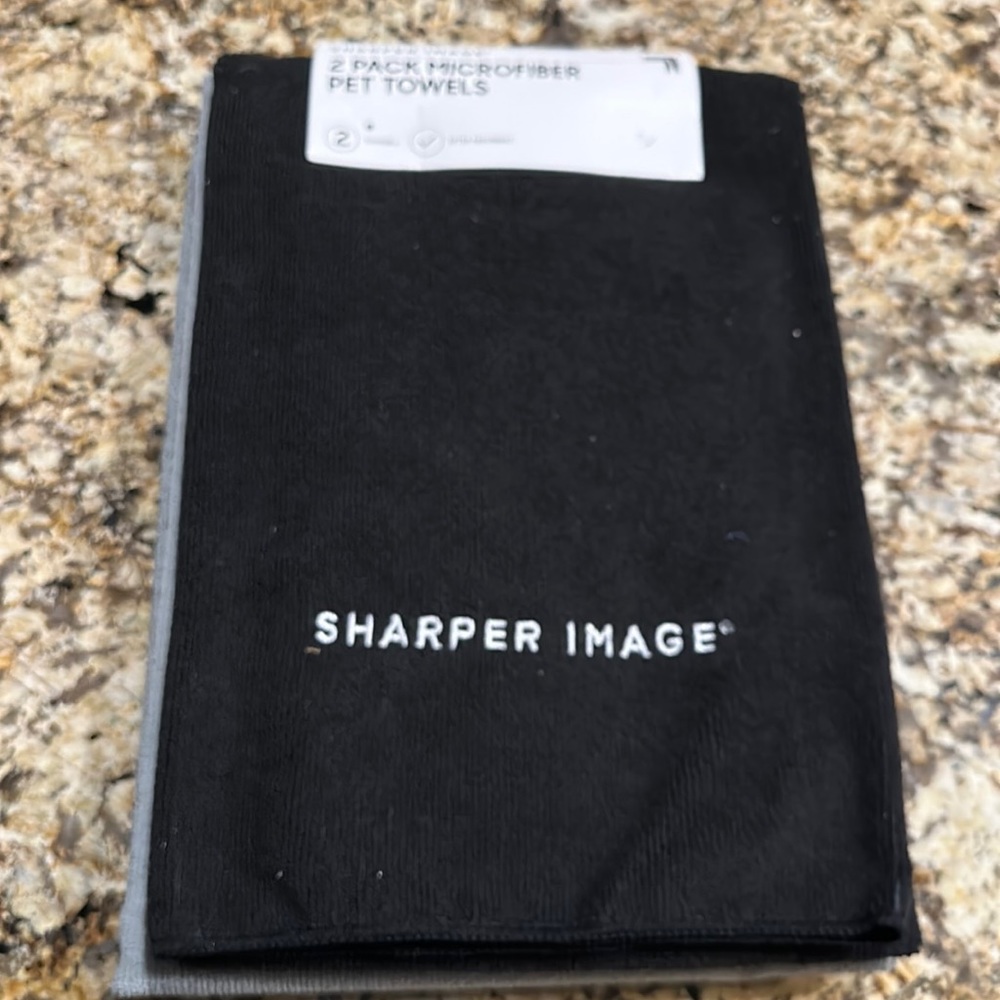 NWT Sharper Image Pet Towels 2pk
